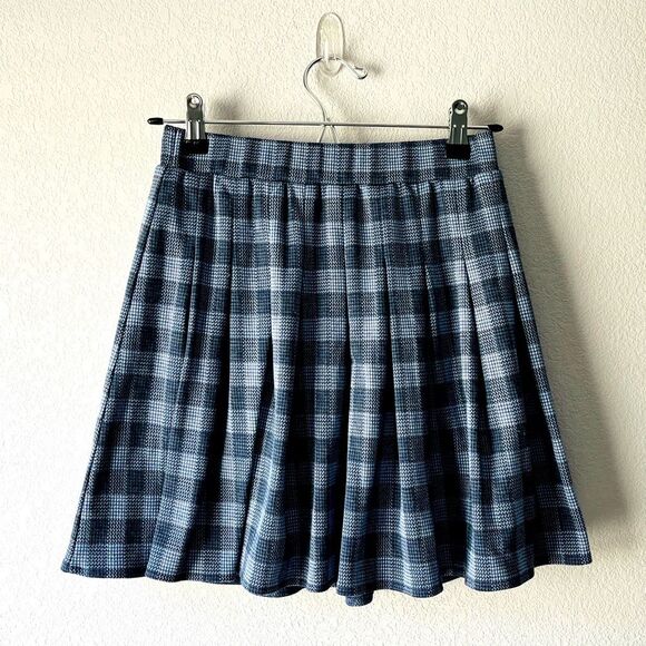 Elodie Plaid Pleated Preppy School Girl Mini Skirt Blue Size Small - Picture 2 of 7